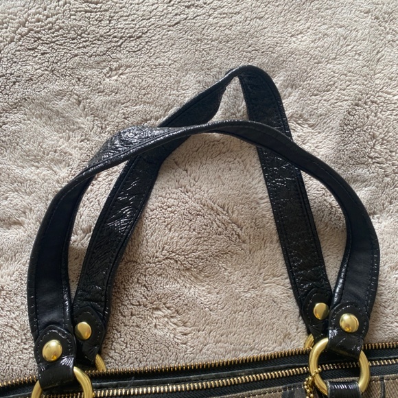 Coach Poppy Shoulder Bag - Picture 4 of 7